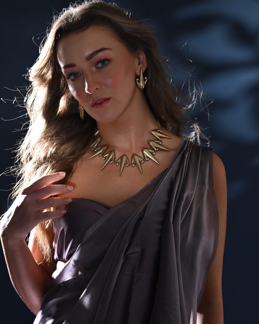 Arrow Shaped Motif Neckpiece