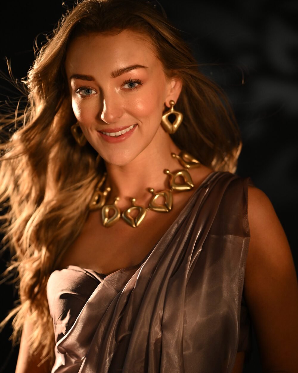 Symmetric Motif Neckpiece