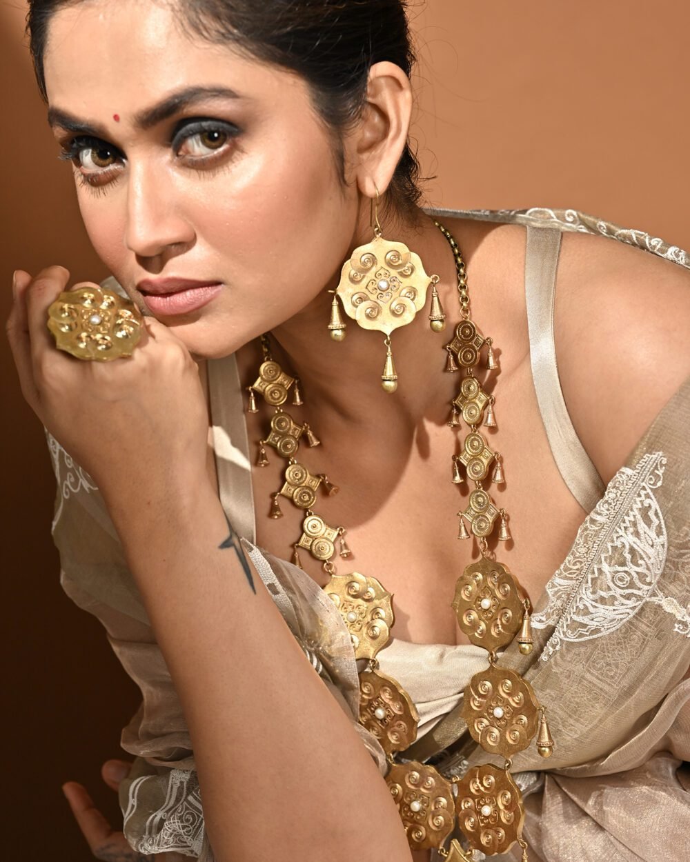 Tradition Vibe Neck Art